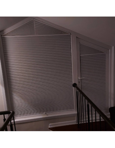 Plise (Plicell) Cam Balkon Perdesi