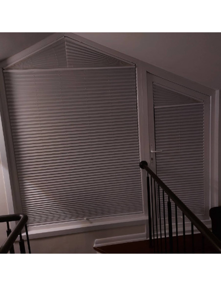 Plise (Plicell) Cam Balkon Perdesi