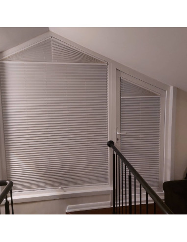 Plise (Plicell) Cam Balkon Perdesi