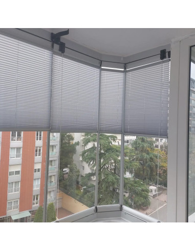 Plise (Plicell) Cam Balkon Perdesi