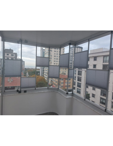 Plise (Plicell) Cam Balkon Perdesi