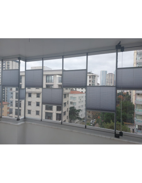 Plise (Plicell) Cam Balkon Perdesi