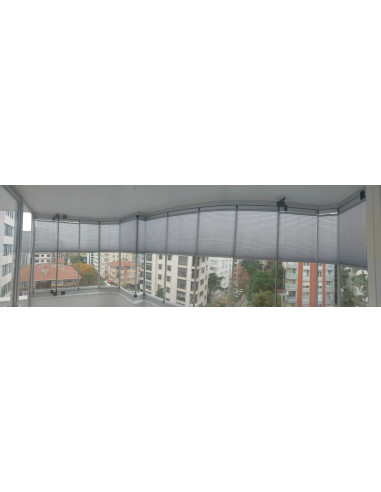 Plise (Plicell) Cam Balkon Perdesi