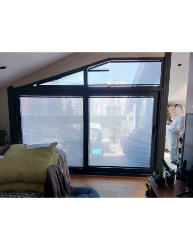 Plise (Plicell) Cam Balkon Perdesi