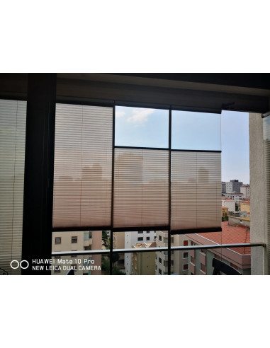 Plise (Plicell) Cam Balkon Perdesi