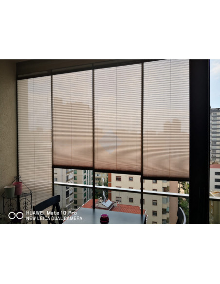 Plise (Plicell) Cam Balkon Perdesi