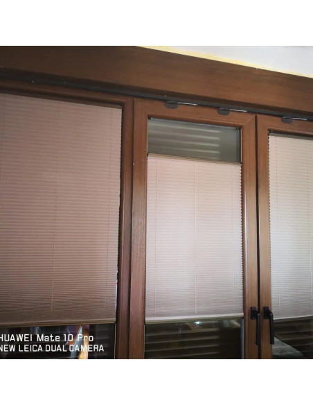 Plise (Plicell) Cam Balkon Perdesi