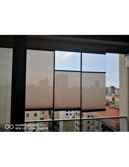 Plise (Plicell) Cam Balkon Perdesi